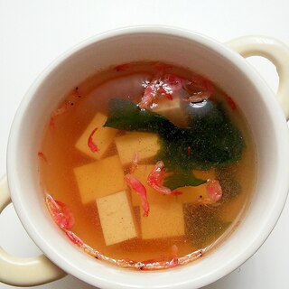 ずぼらレシピ★豆腐とわかめと桜えびの和風スープ